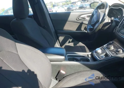 2015 Chrysler 200 Limited из США, поврежденный, VIN 1C3CCCAB5FN504114